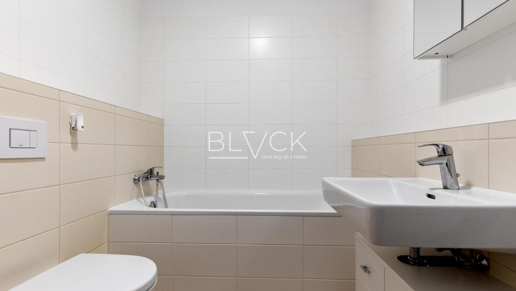 BLVCK - Nuppu. Nie každý potrebuje Sky Park