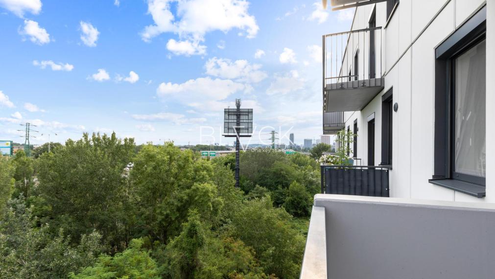 BLVCK - Nuppu. Nie každý potrebuje Sky Park