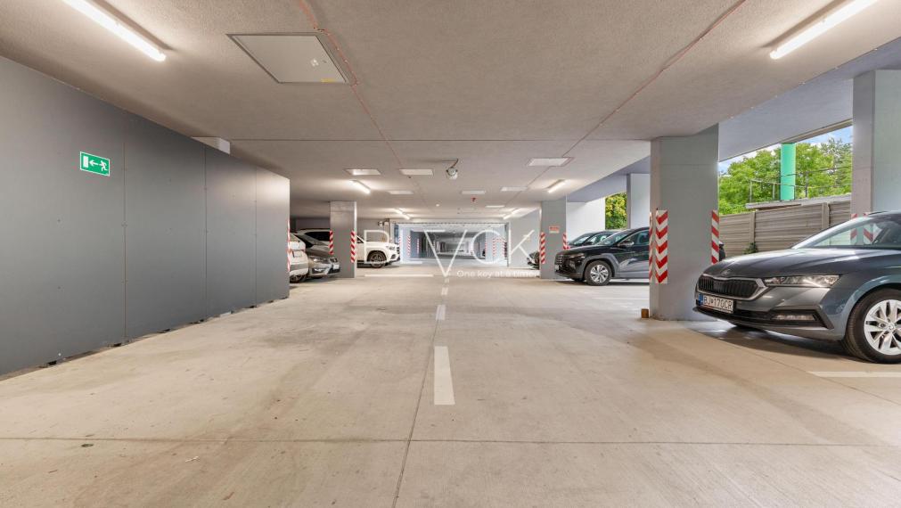 BLVCK - Nuppu. Nie každý potrebuje Sky Park