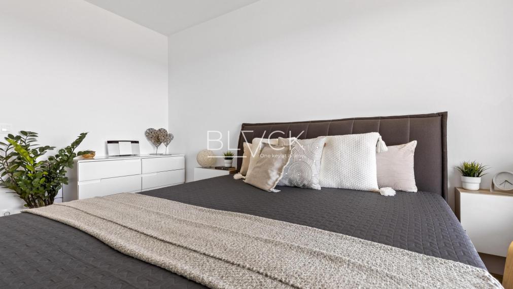 BLVCK – Mezonet vo Flat 75. Nie každý na to má. Ty áno.