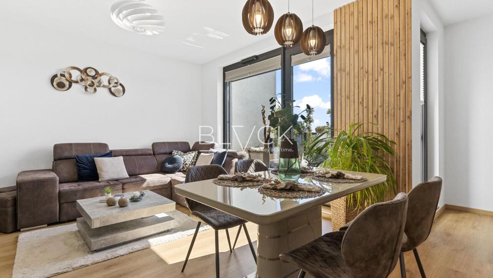 BLVCK – Mezonet vo Flat 75. Nie každý na to má. Ty áno.