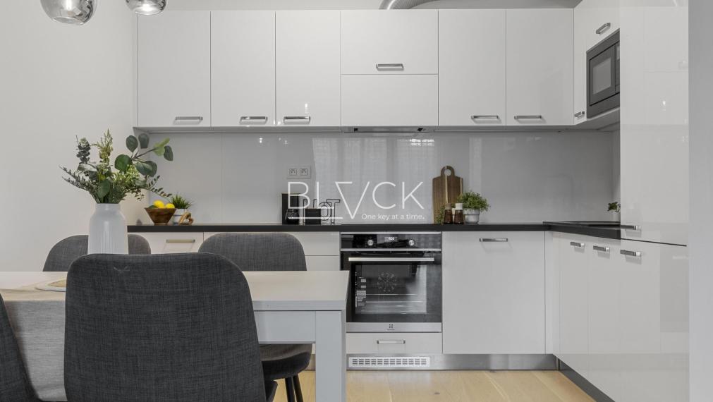 BLVCK - Nie je to len byt. Je to ZWIRN.