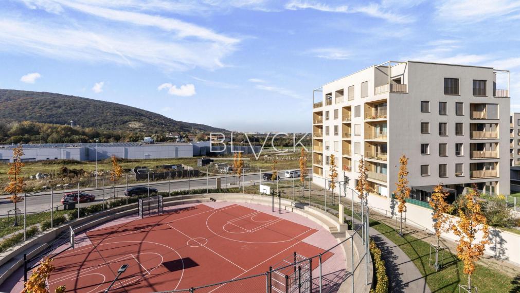 BLVCK – Bory. Konečne miesto, kde máš všetko po ruke