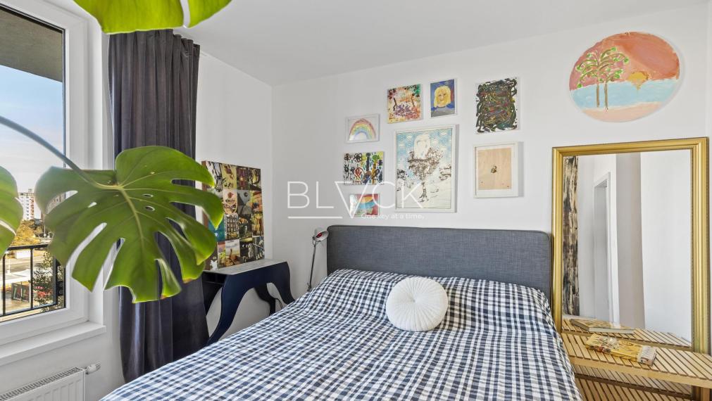 BLVCK - Slnečnice pod rukami architektov. Nie developera.