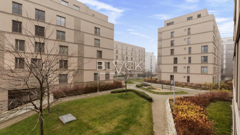 BLVCK - Pri Mýte. Pripojený k mestu