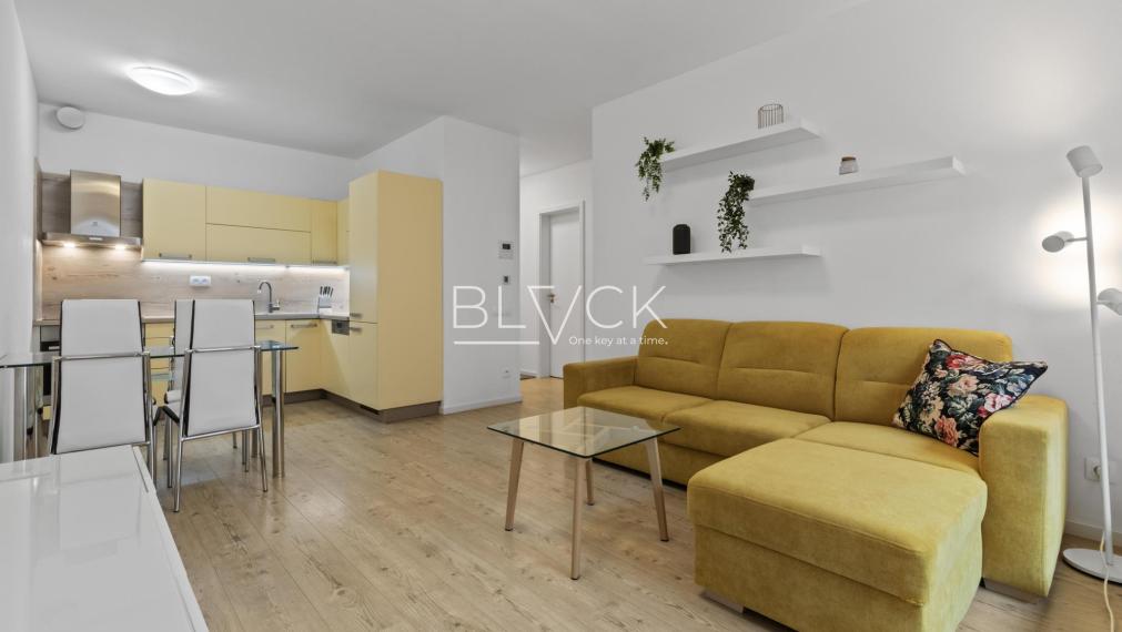 BLVCK - Pri Mýte. Pripojený k mestu