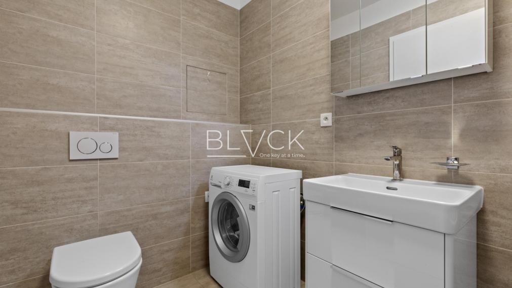 BLVCK - Pri Mýte. Pripojený k mestu