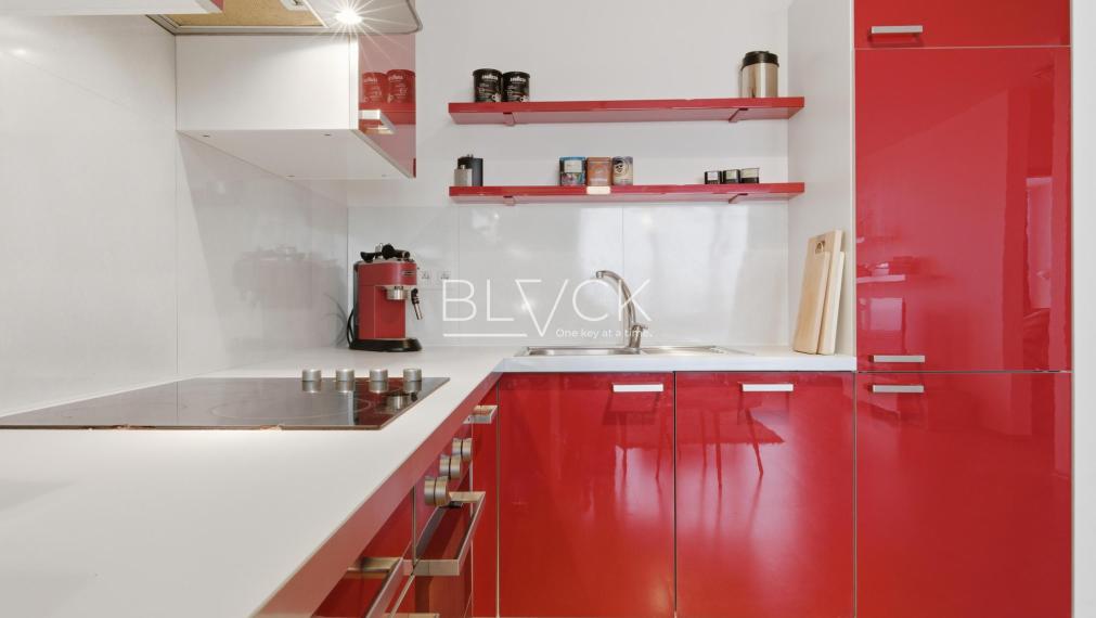 BLVCK - Tri veže. Nad vecou.