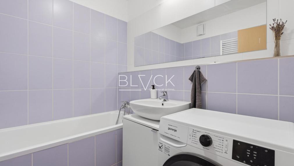 BLVCK - Tri veže. Nad vecou.