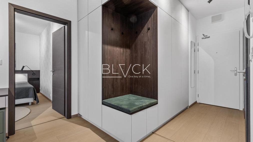 BLVCK - Čerešne. Dizajnovka s výhľadom na Karpaty.