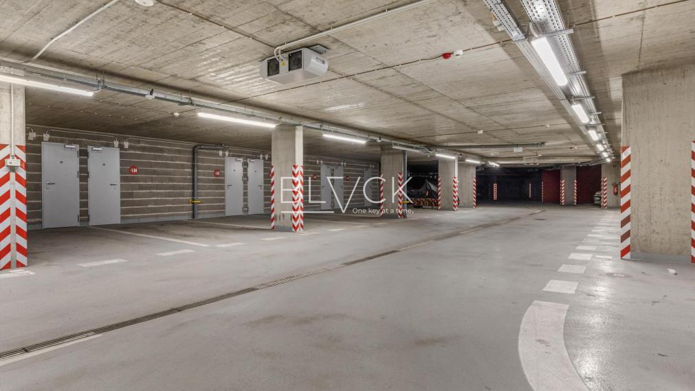 BLVCK - Čerešne. Dizajnovka s výhľadom na Karpaty.