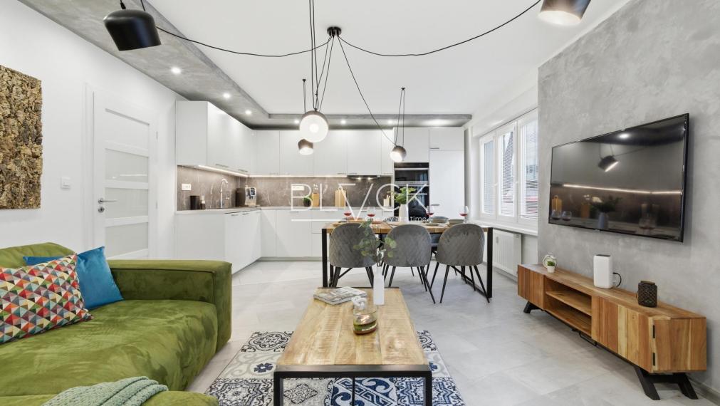 BLVCK - 4-izbák na Nivách. A to je všetko.