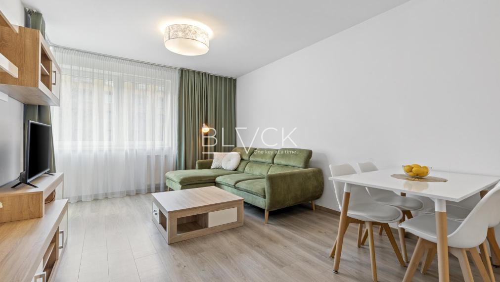 BLVCK - Urban Residence. Hodina času navyše