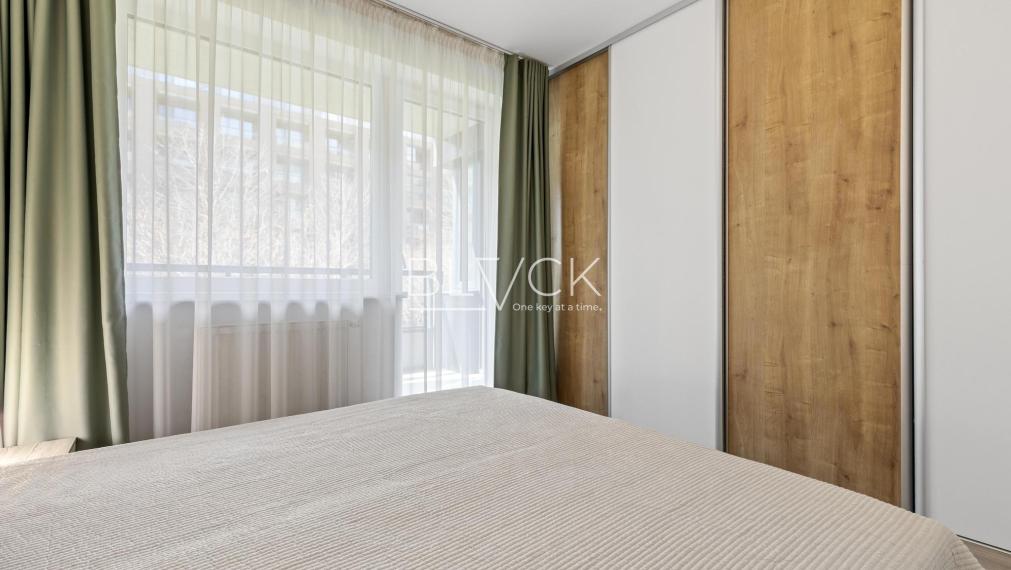 BLVCK - Urban Residence. Hodina času navyše