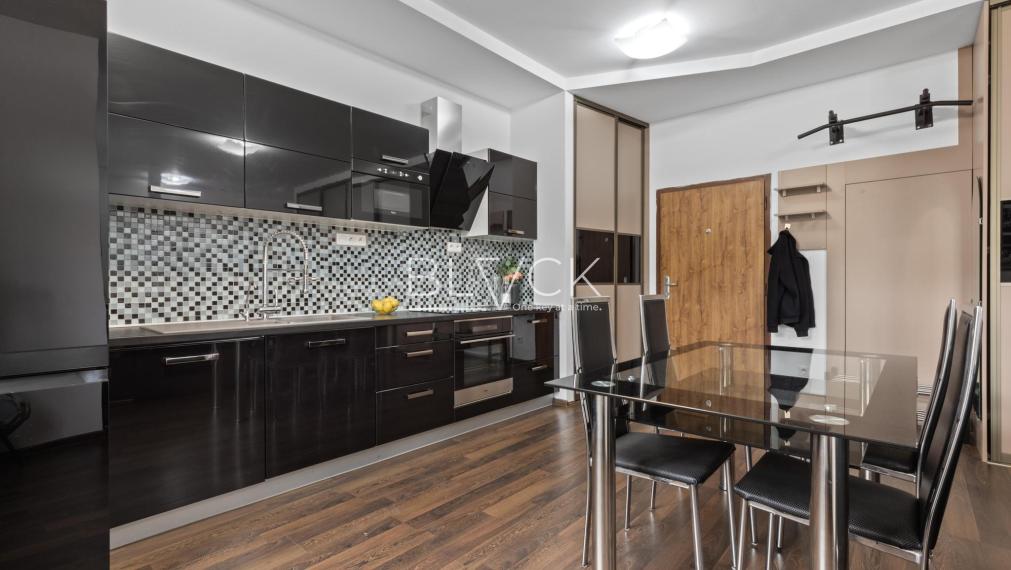 BLVCK – Tehlový pragmatizmus