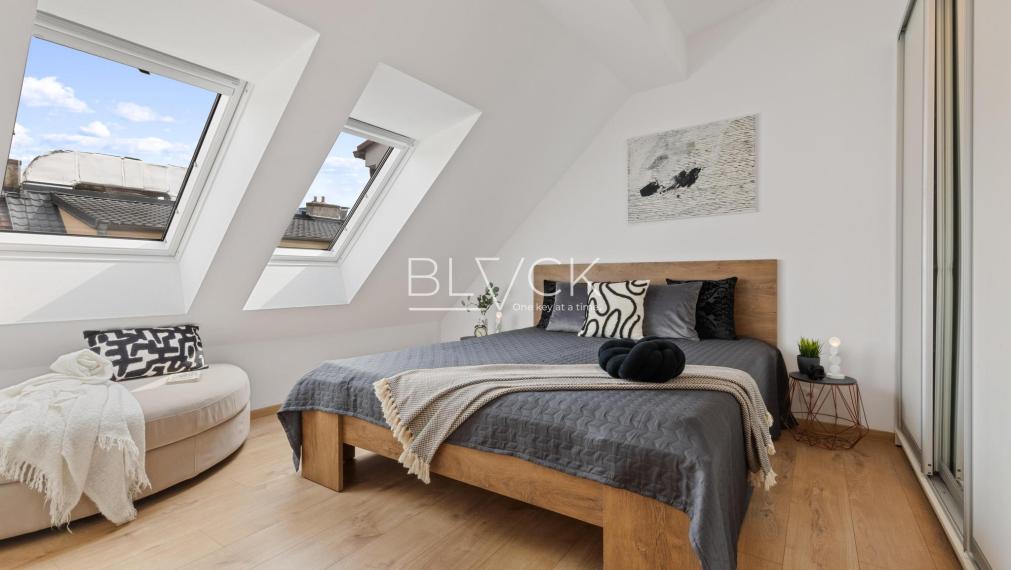 BLVCK - Reklama na ticho. A svetlo