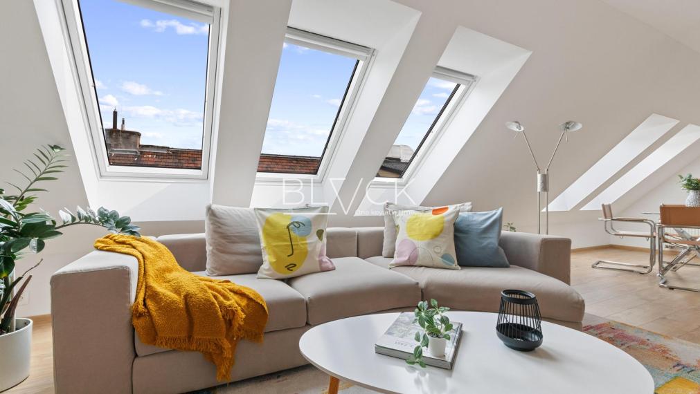 BLVCK - Reklama na ticho. A svetlo