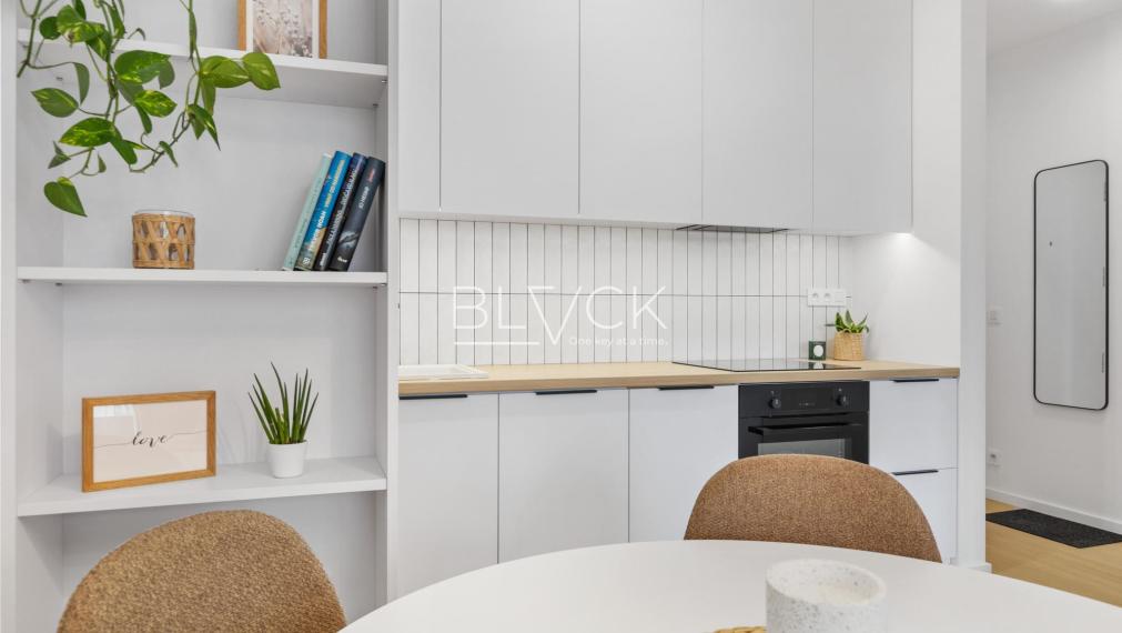 BLVCK — Malý byt. Veľký štýl.