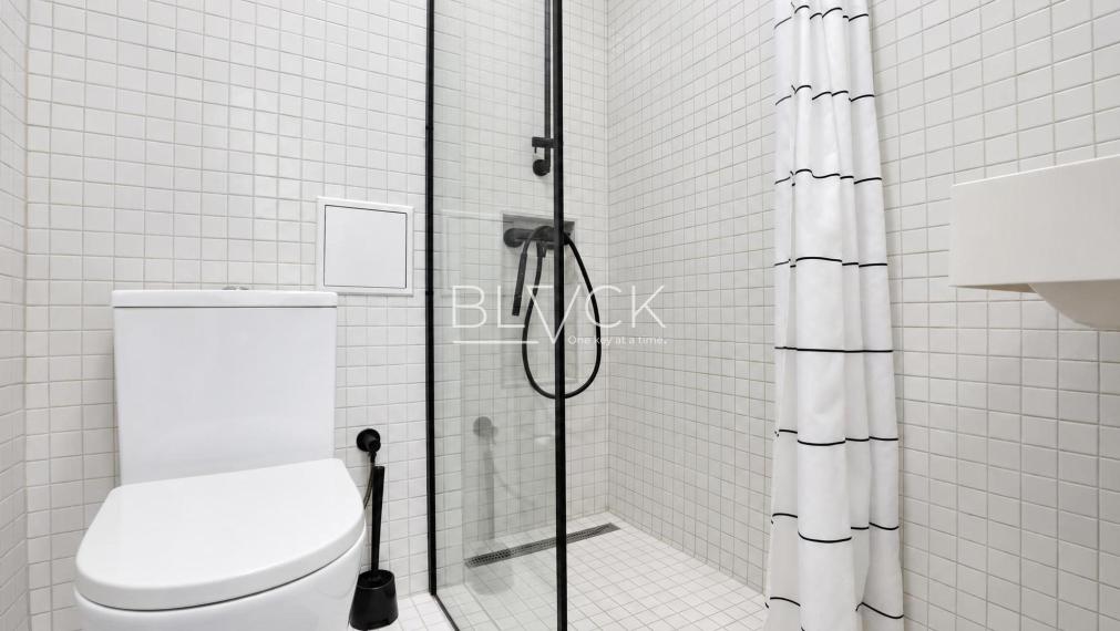 BLVCK - Menej metrov. Viac dôvodov.