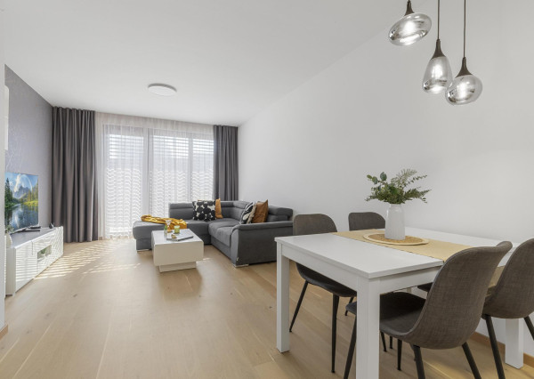 BLVCK - Nie je to len byt. Je to ZWIRN.